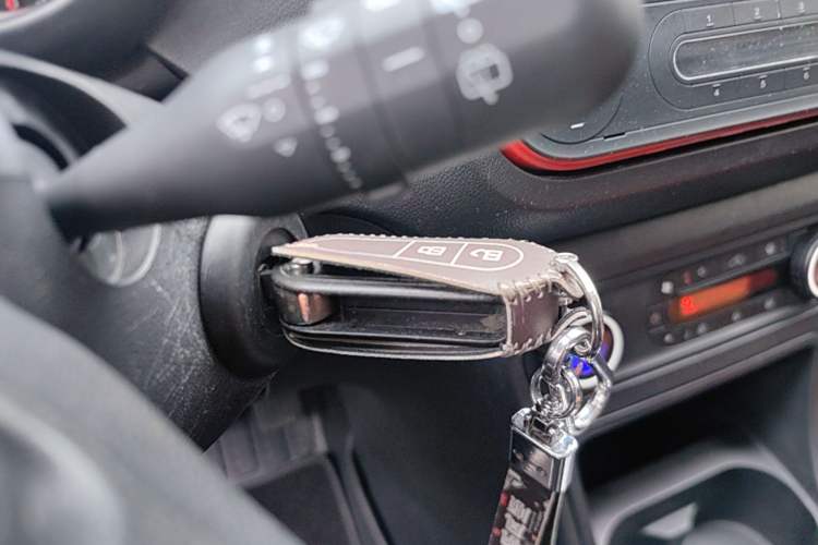 Used MG 3SW 2015 1.5L AMT Elite Model Interior 1