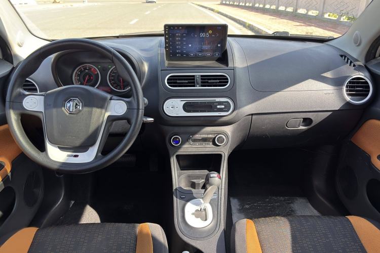 Used MG 3SW 2015 1.5L AMT Elite Model Interior 2