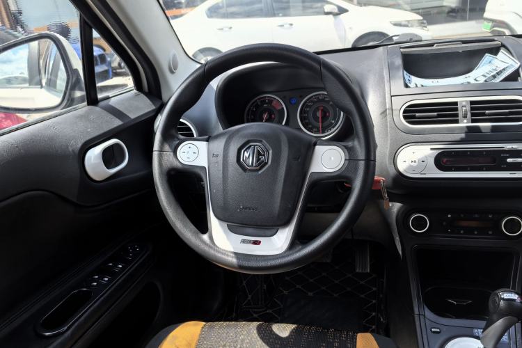 Used MG 3SW 2015 1.5L AMT Elite Model Interior 2