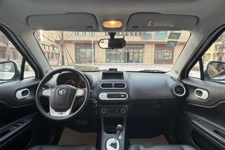 Used MG 3SW 2015 1.5L AMT Elite Model Interior 5