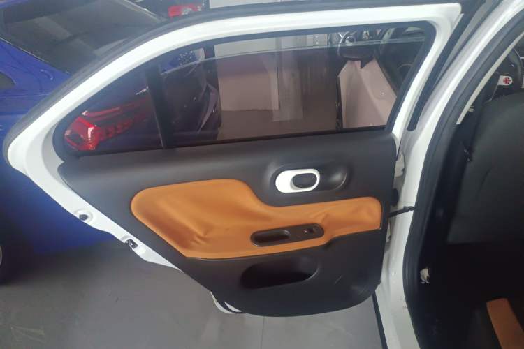 Used MG 3SW 2015 1.5L AMT Elite Model Interior 8