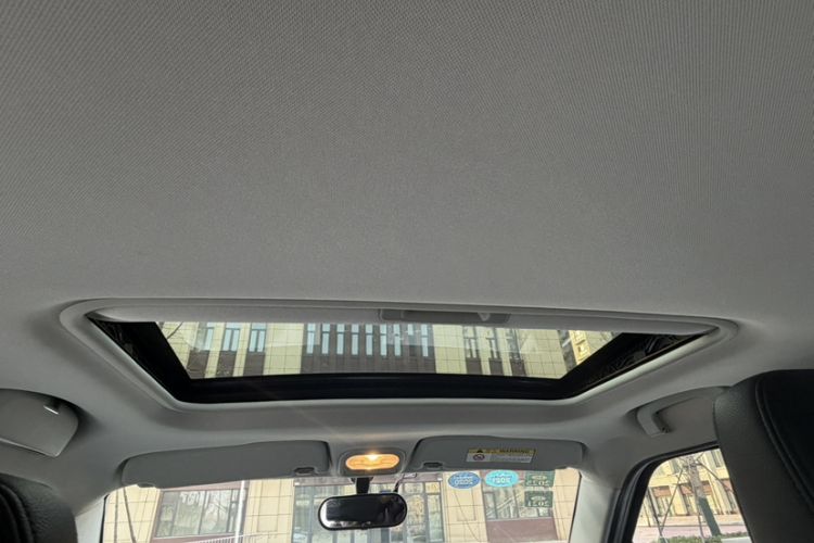 Used MG 3SW 2015 1.5L AMT Elite Model Interior 9