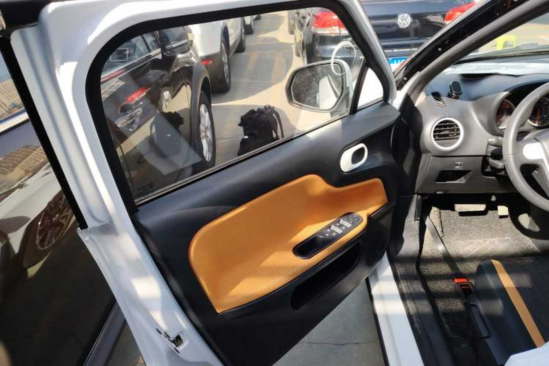 Used MG 3SW 2015 1.5L AMT Elite Model Left Front Door Interior