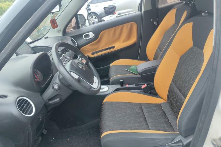 Used MG 3SW 2015 1.5L AMT Elite Model Left Front Seat