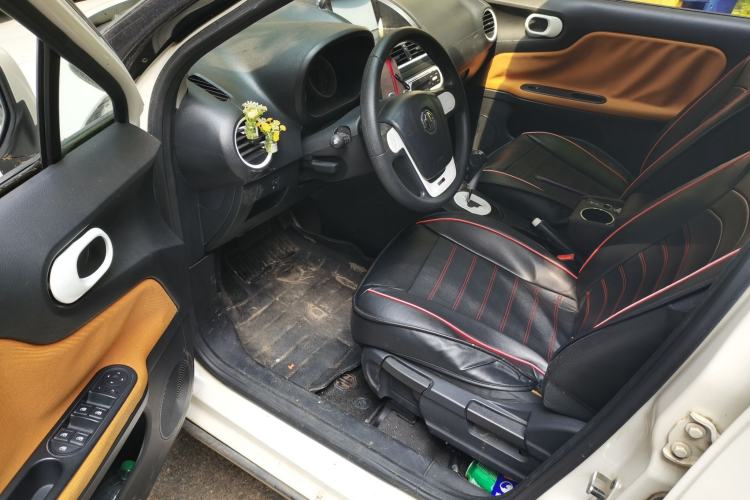 Used MG 3SW 2015 1.5L AMT Elite Model Left Front Seat