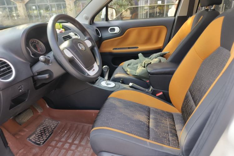 Used MG 3SW 2015 1.5L AMT Elite Model Left Front Seat