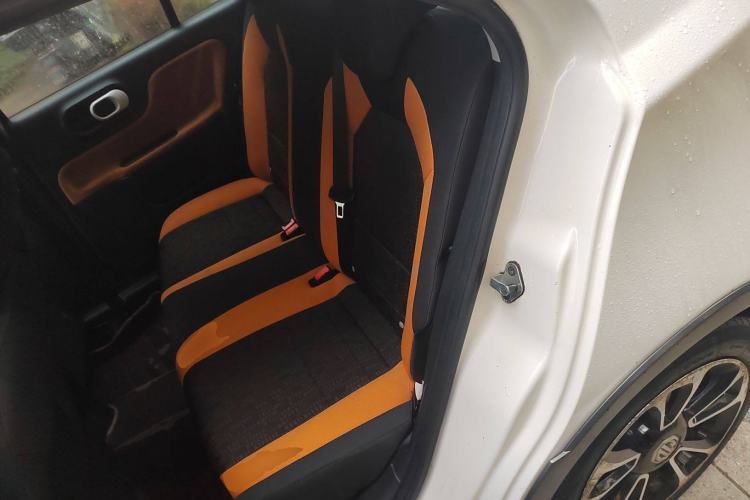 Used MG 3SW 2015 1.5L AMT Elite Model Left Rear Seat