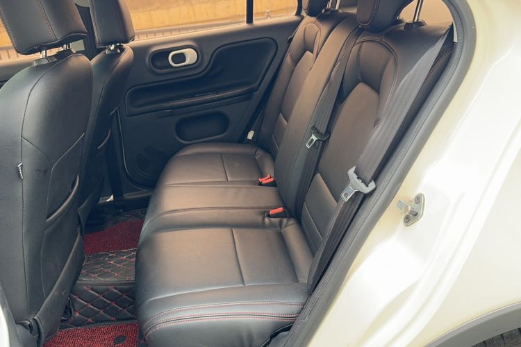 Used MG 3SW 2015 1.5L AMT Elite Model Left Rear Seat