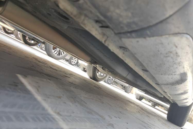Used MG 3SW 2015 1.5L AMT Elite Model Left Side Sill