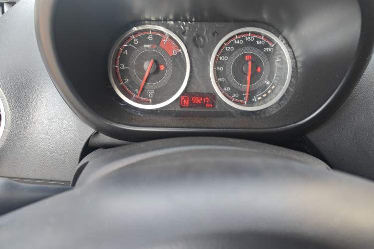 Used MG 3SW 2015 1.5L AMT Elite Model Odometer Close Up