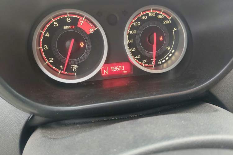 Used MG 3SW 2015 1.5L AMT Elite Model Odometer Close Up