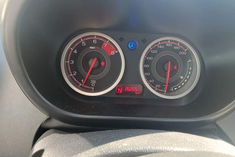 Used MG 3SW 2015 1.5L AMT Elite Model Odometer Close Up