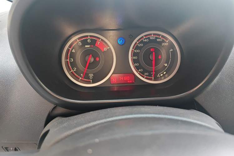 Used MG 3SW 2015 1.5L AMT Elite Model Odometer Close Up