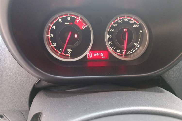 Used MG 3SW 2015 1.5L AMT Elite Model Odometer Close Up