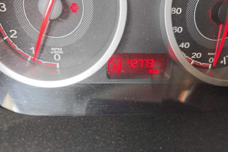 Used MG 3SW 2015 1.5L AMT Elite Model Odometer Close Up