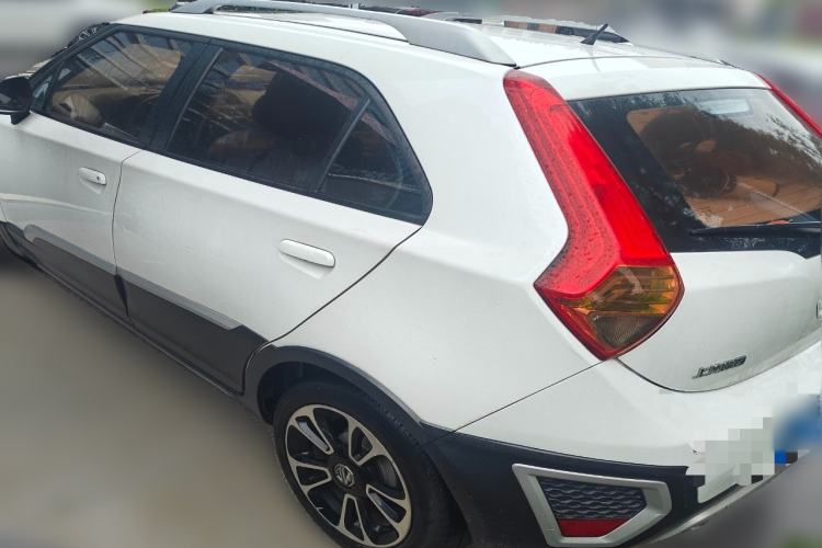 Used MG 3SW 2015 1.5L AMT Elite Model Rear Left 45 Deg