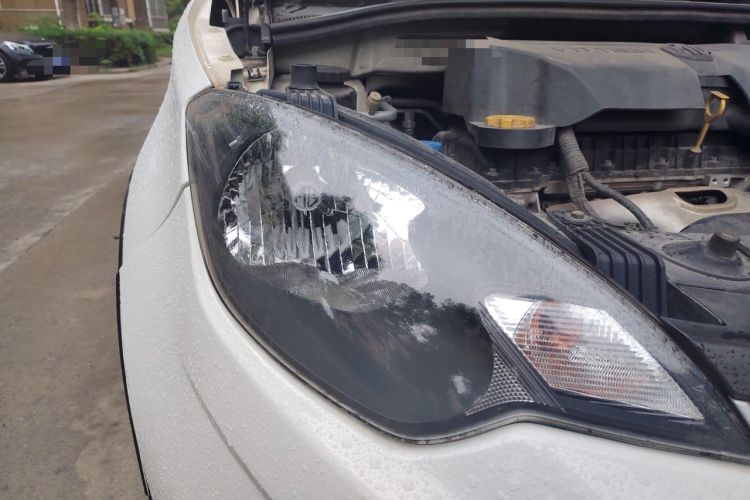 Used MG 3SW 2015 1.5L AMT Elite Model Right Front Headlight