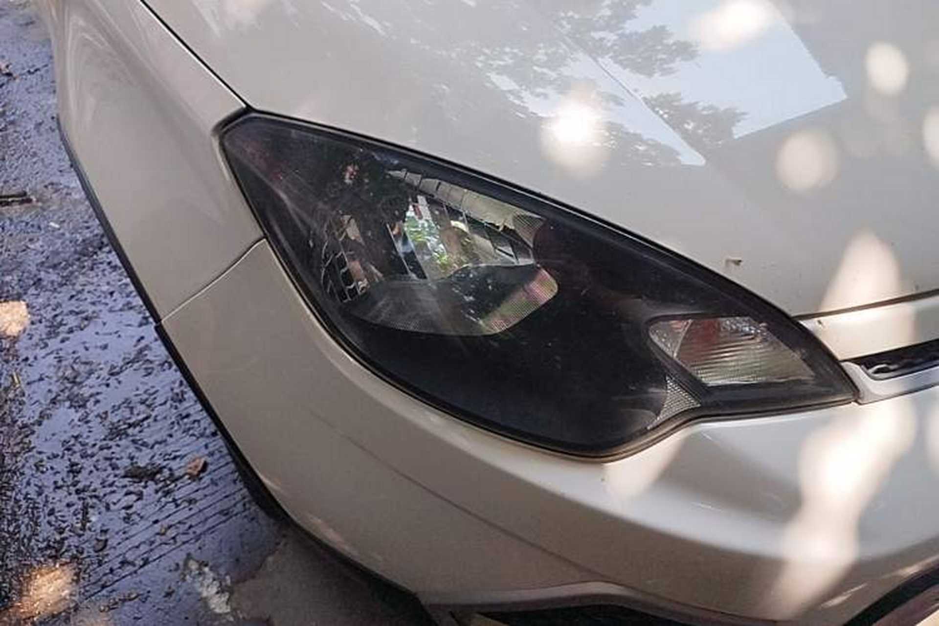 Used MG 3SW 2015 1.5L AMT Elite Model Right Front Headlight