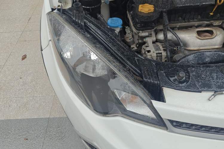 Used MG 3SW 2015 1.5L AMT Elite Model Right Front Headlight