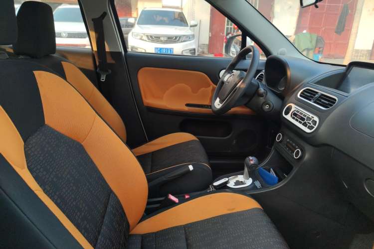 Used MG 3SW 2015 1.5L AMT Elite Model Right Front Seat