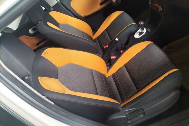 Used MG 3SW 2015 1.5L AMT Elite Model Right Front Seat
