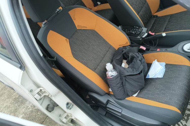 Used MG 3SW 2015 1.5L AMT Elite Model Right Front Seat