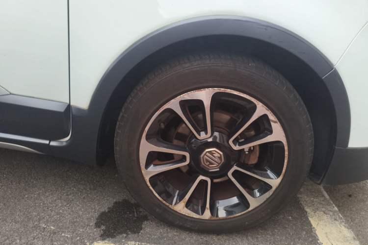 Used MG 3SW 2015 1.5L AMT Elite Model Right Front Wheel Hub