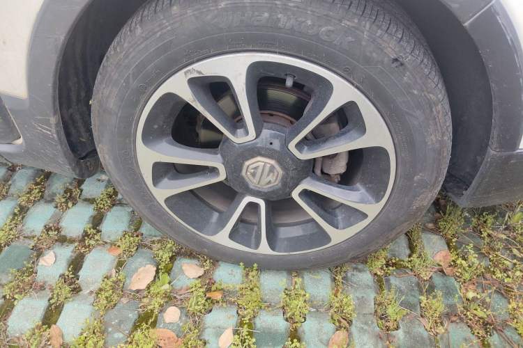 Used MG 3SW 2015 1.5L AMT Elite Model Right Front Wheel Hub