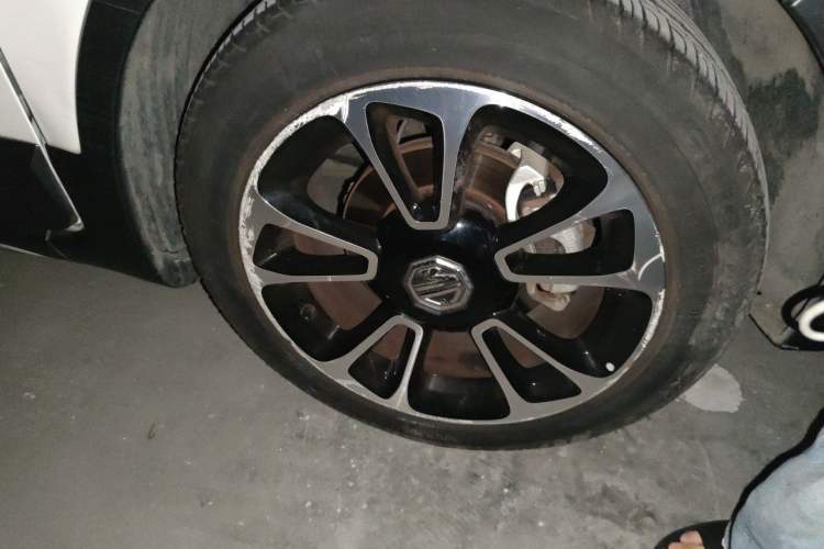 Used MG 3SW 2015 1.5L AMT Elite Model Right Front Wheel Hub