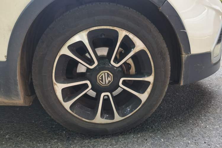 Used MG 3SW 2015 1.5L AMT Elite Model Right Front Wheel Hub
