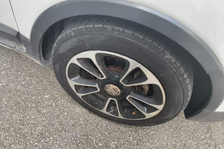 Used MG 3SW 2015 1.5L AMT Elite Model Right Front Wheel Hub