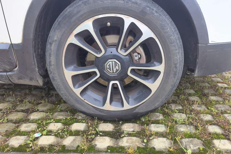 Used MG 3SW 2015 1.5L AMT Elite Model Right Front Wheel Hub