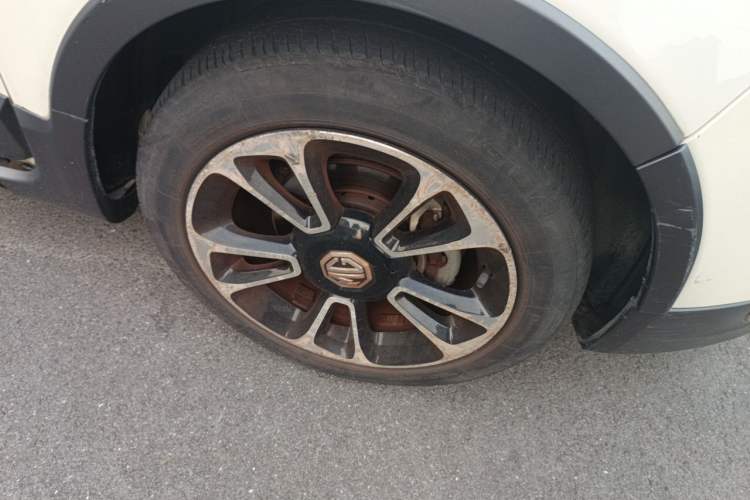Used MG 3SW 2015 1.5L AMT Elite Model Right Front Wheel Hub
