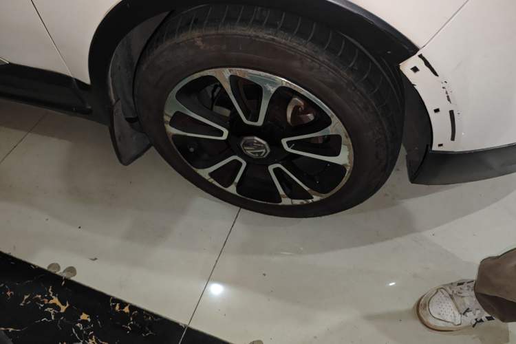 Used MG 3SW 2015 1.5L AMT Elite Model Right Front Wheel Hub