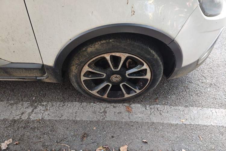 Used MG 3SW 2015 1.5L AMT Elite Model Right Front Wheel Hub