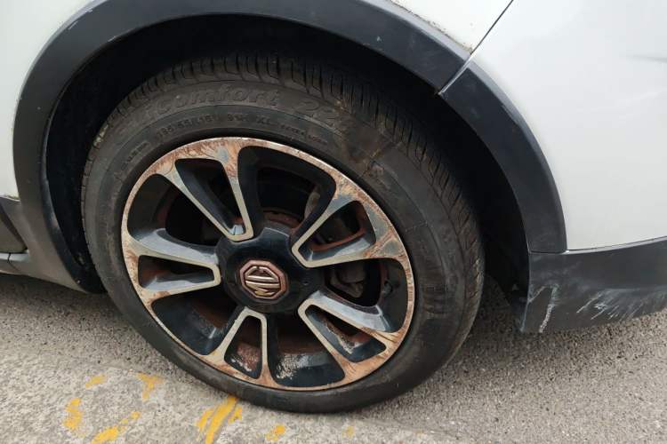 Used MG 3SW 2015 1.5L AMT Elite Model Right Front Wheel Hub