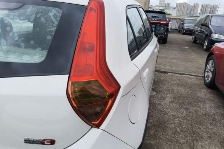 Used MG 3SW 2015 1.5L AMT Elite Model Right Rear Taillight