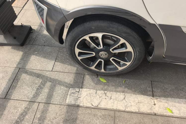 Used MG 3SW 2015 1.5L AMT Elite Model Right Rear Wheel Hub