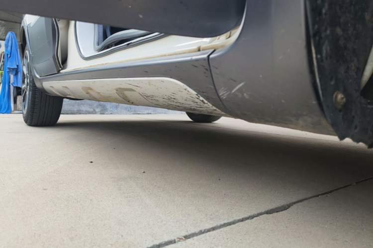 Used MG 3SW 2015 1.5L AMT Elite Model Right Side Sill