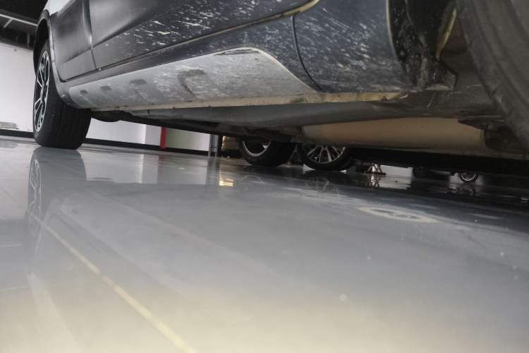 Used MG 3SW 2015 1.5L AMT Elite Model Right Side Sill