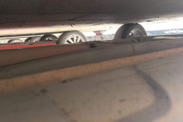 Used MG 3SW 2015 1.5L AMT Elite Model Right Side Sill
