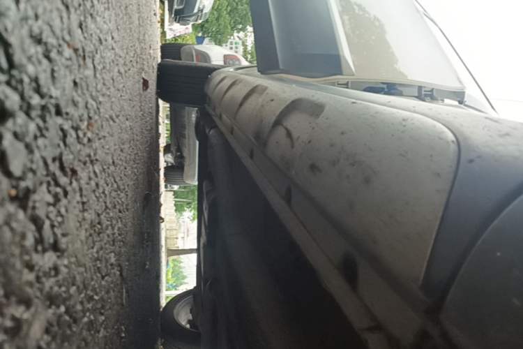 Used MG 3SW 2015 1.5L AMT Elite Model Right Side Sill