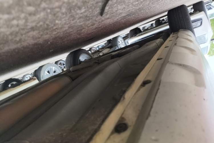Used MG 3SW 2015 1.5L AMT Elite Model Right Side Sill