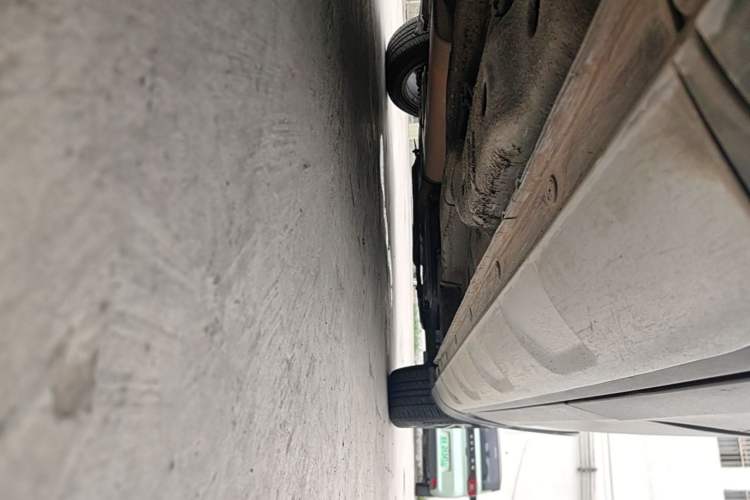 Used MG 3SW 2015 1.5L AMT Elite Model Right Side Sill