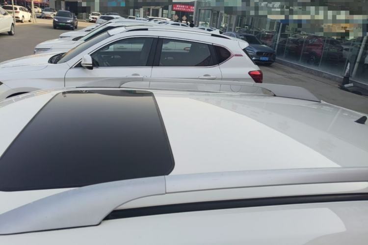 Used MG 3SW 2015 1.5L AMT Elite Model Roof