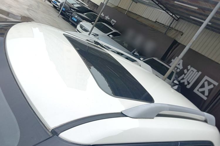 Used MG 3SW 2015 1.5L AMT Elite Model Roof