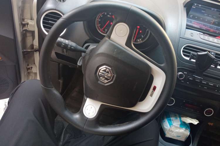 Used MG 3SW 2015 1.5L AMT Elite Model Steering Wheel