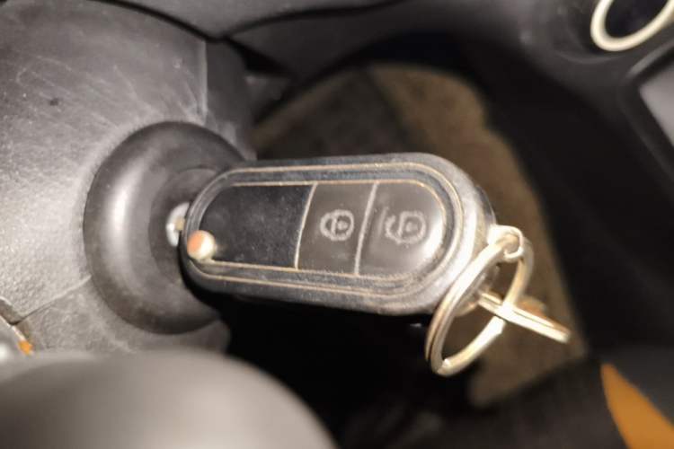 Used MG 3SW 2015 1.5L AMT Elite Model Vehicle Key