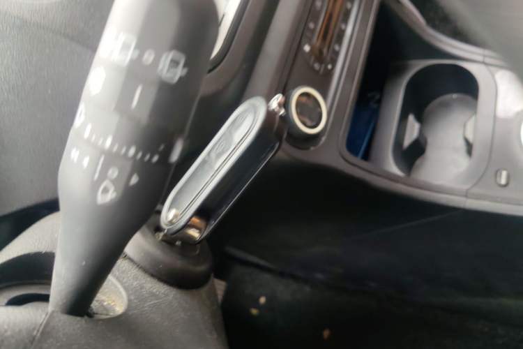 Used MG 3SW 2015 1.5L AMT Elite Model Vehicle Key