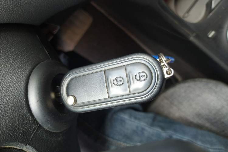 Used MG 3SW 2015 1.5L AMT Elite Model Vehicle Key